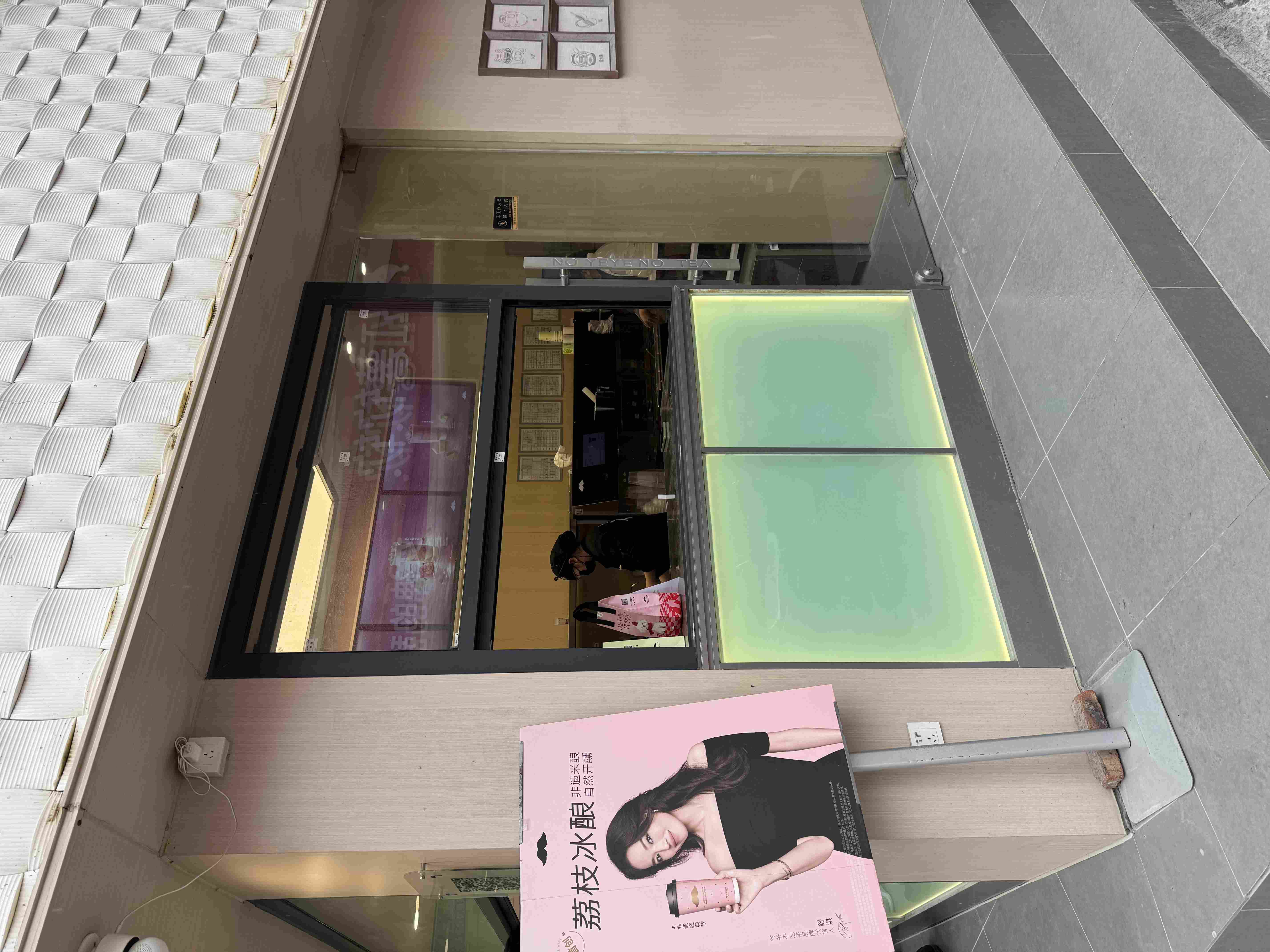 本溪市折叠窗感应门 - 一站式服务
